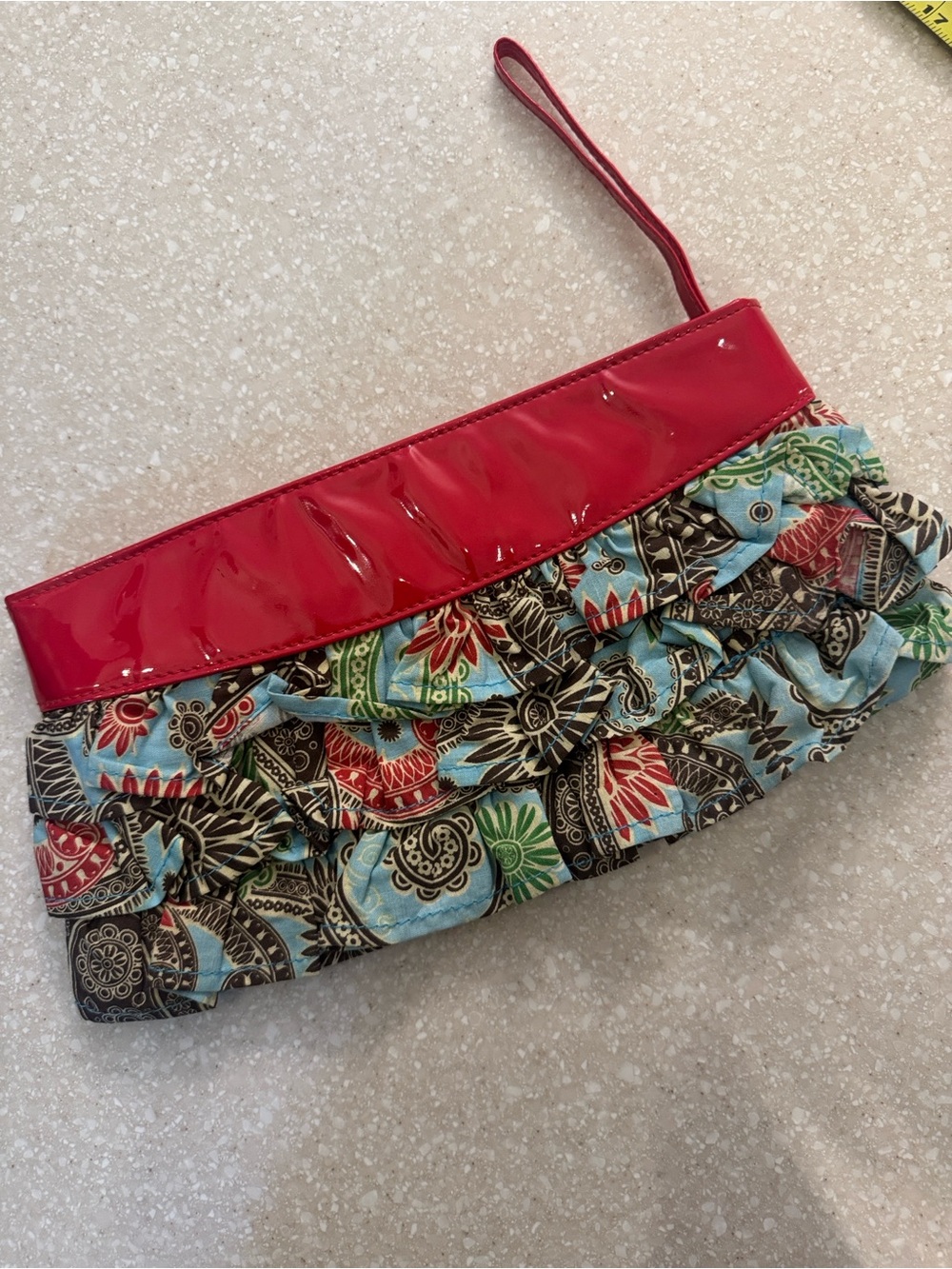 Mudpie Floral Clutch / Wristlet